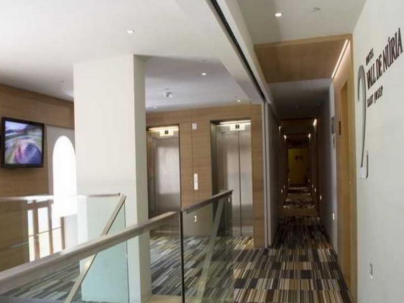 Apartaments Vall De Nuria เกราลบ์ส ภายนอก รูปภาพ