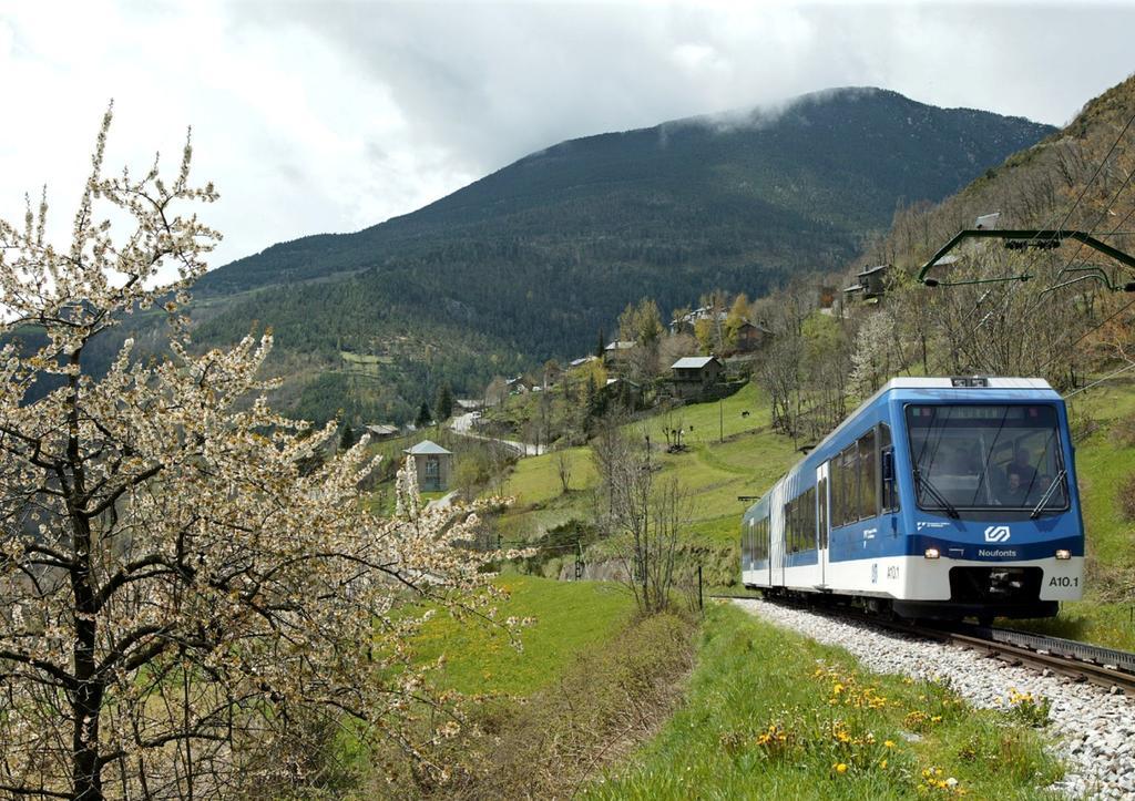 Apartaments Vall De Nuria เกราลบ์ส ภายนอก รูปภาพ