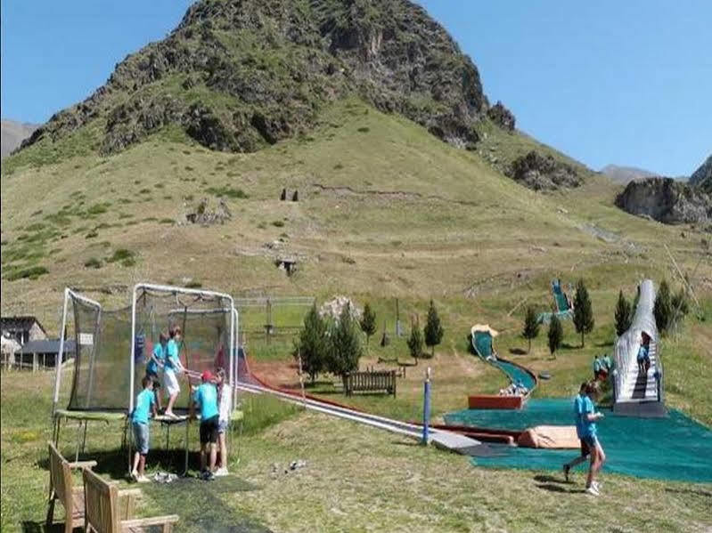 Apartaments Vall De Nuria เกราลบ์ส ภายนอก รูปภาพ
